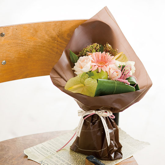基本の花束 ブーケ 三角に包む ギフト ラッピング用品 包装資材通販 Heads ヘッズ