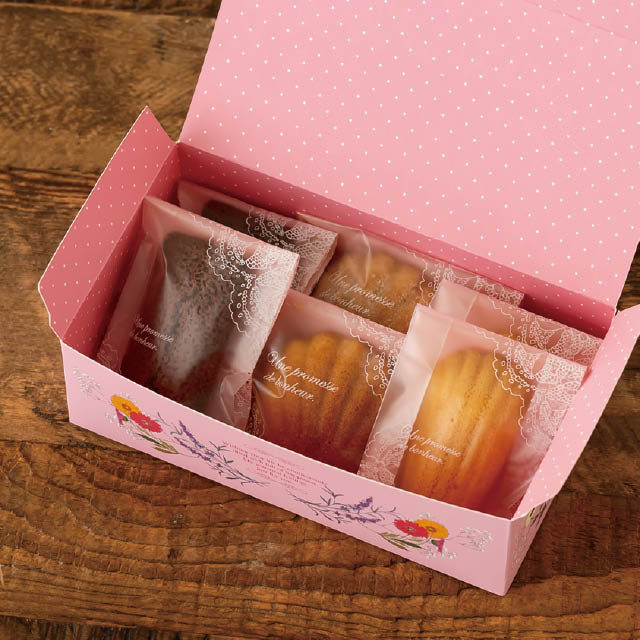 ブルーミーフラワーギフトボックス-M W190×D105×H60