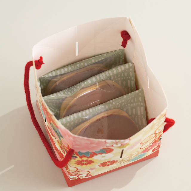 和風ギフトボックス巾着型-M/着物柄 W170(120)×D170(120)×H165