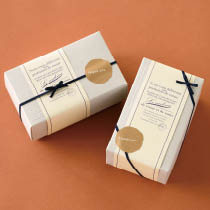 アートデザイン ギフト箱 7個入り Amazon | 横井パッケージ 小さなギフト箱 貼り箱No.05 白 134×98