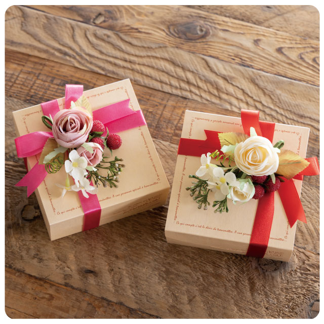 意外と知らない!?造花をキレイにセットする方法