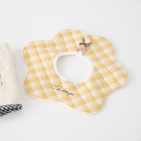 Fitting Room “スタイをかわいい出産祝いのギフトに”