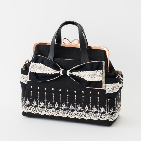 Fitting Room “鞄を見映えよくラッピング”