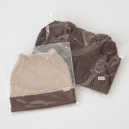 Fitting Room “ベビー服をシンプルで上品にラッピング”