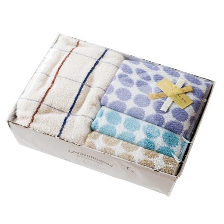 透明OPPロールを使った台形のトレイの包み方