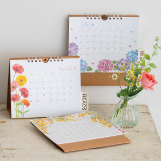 【受付終了】名入れが簡単！季節の花を描いたノベルティ向けカレンダー