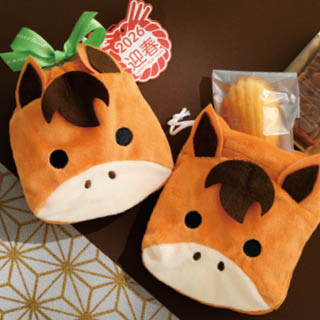 新年の店頭を彩る迎春ギフトのラッピングアイテム