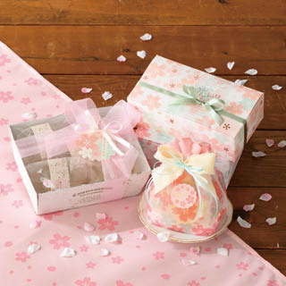 春の店頭に。桜のラッピングアイデア