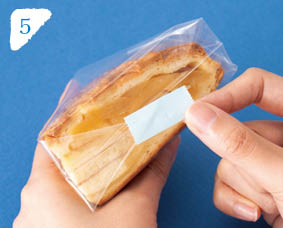 三角のケーキボックス
