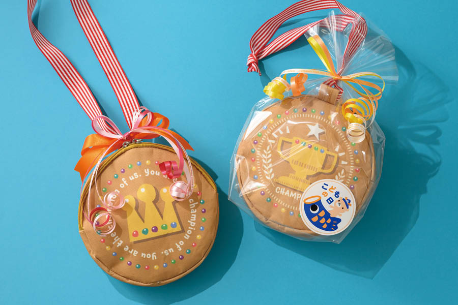 メダルのポシェットで作るこどもの日ギフトラッピングアイデア