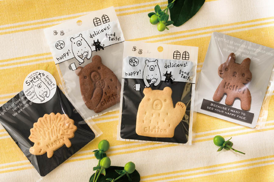 ヘッダー付きの個包装袋に詰めたグラットンのスタンプクッキーのギフト