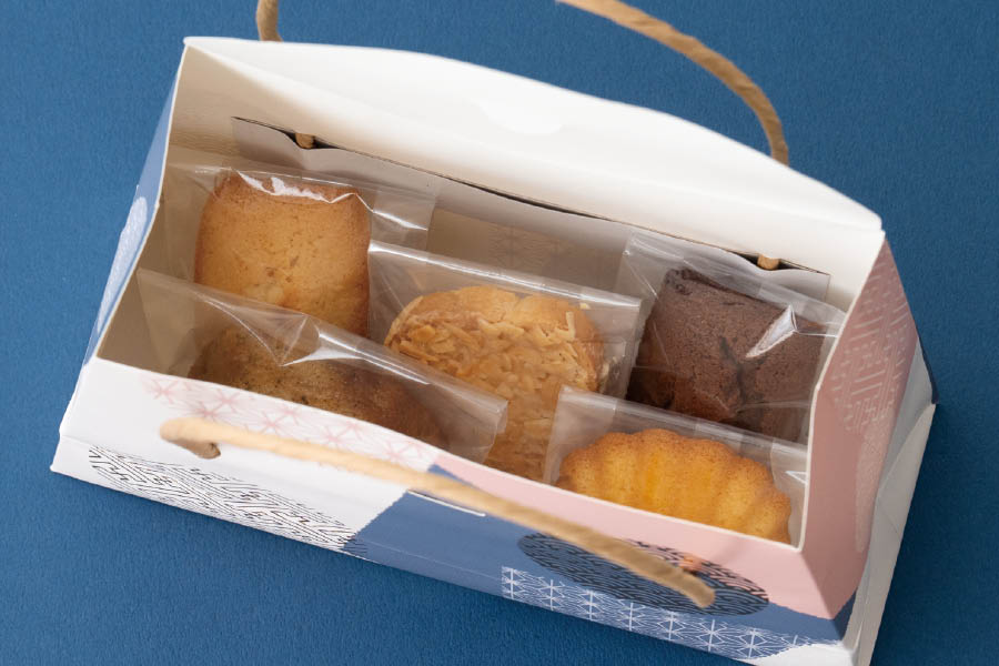 和デザインのフラップバッグ焼菓子5個入り