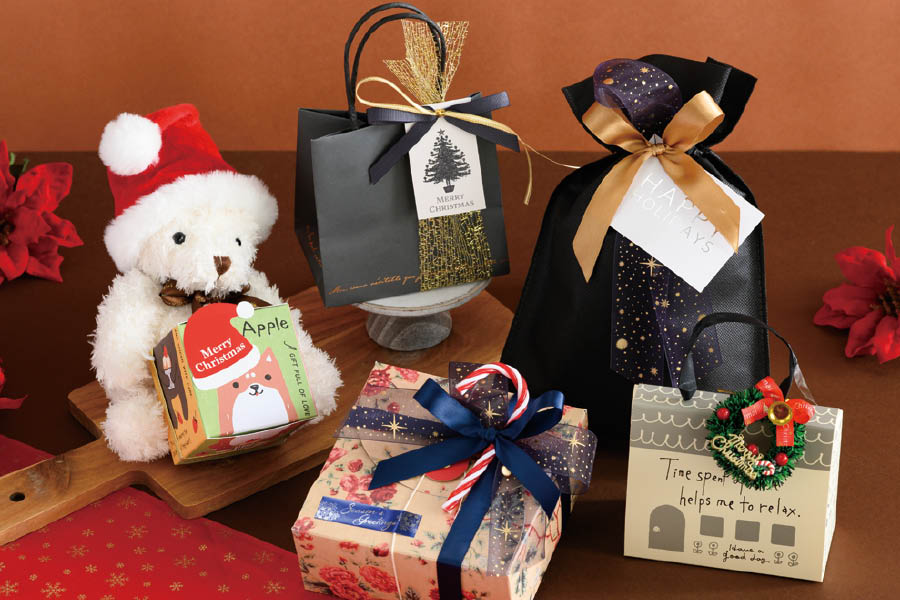 クリスマス小物でつくるギフト