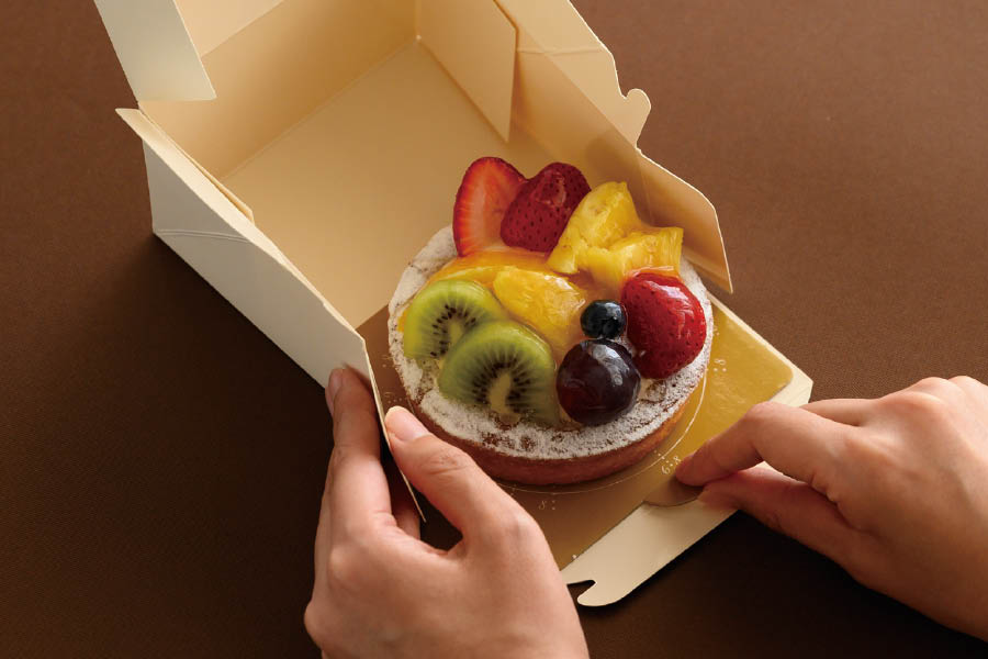 ホールケーキボックス_小の前後デザイン