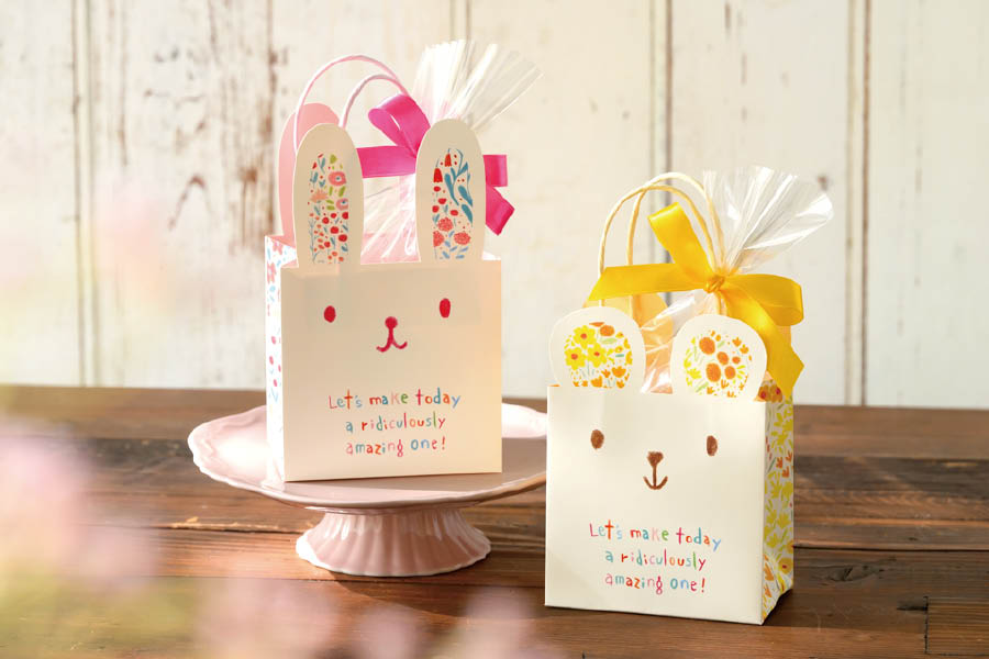 春ギフトラッピングアイデアうさぎとくまのペーパーバッグ