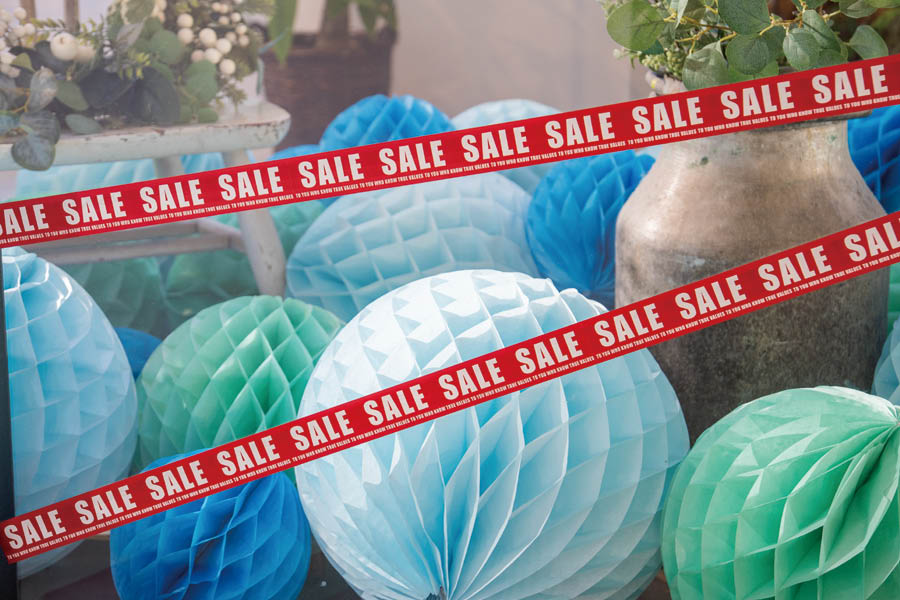 セールポスターなど夏のディスプレイアイテムの紹介