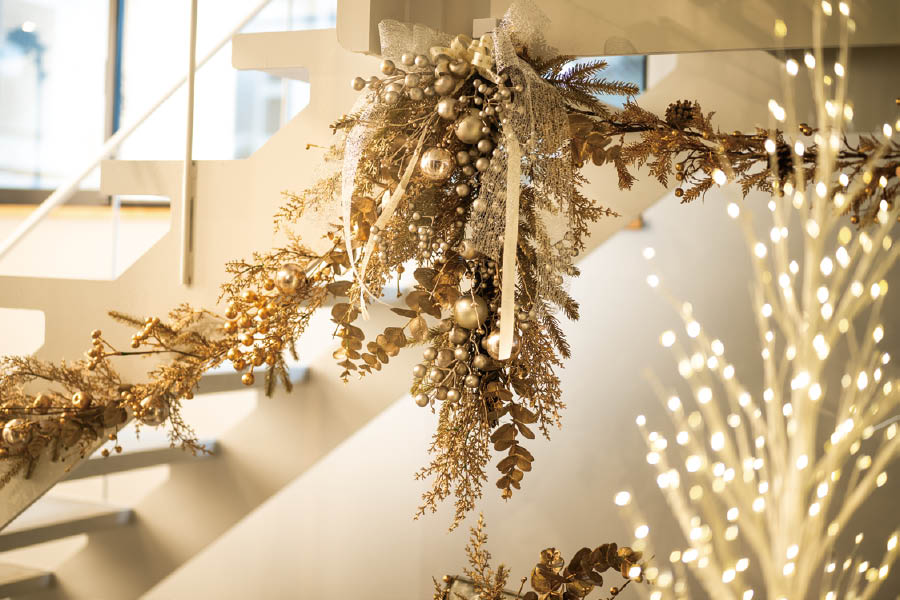 クリスマスツリーなど冬のディスプレイアイテムの紹介