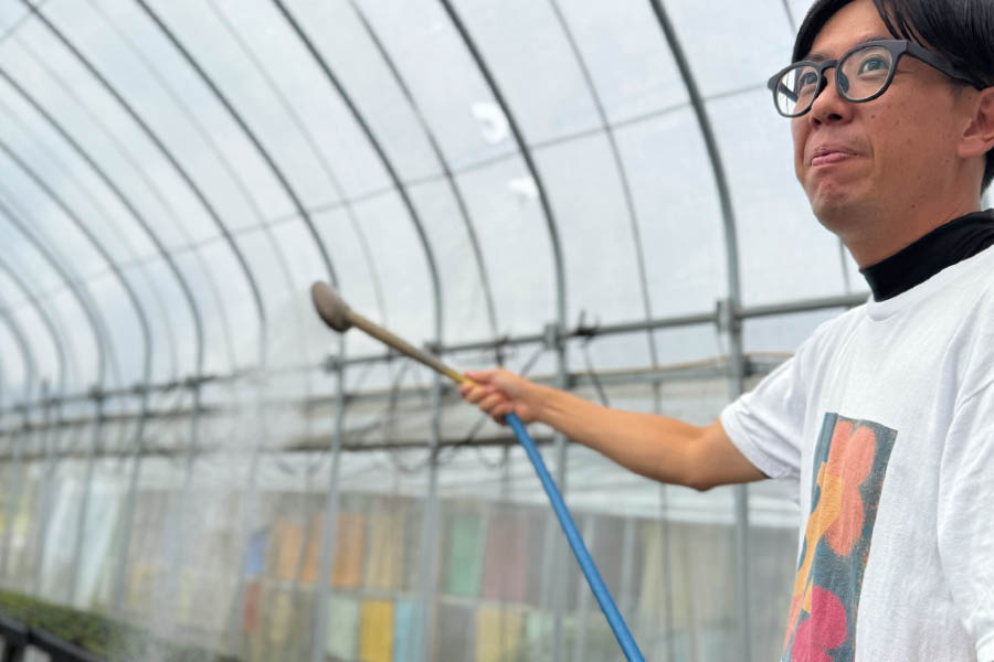 エディブルフラワー生産者の増田様