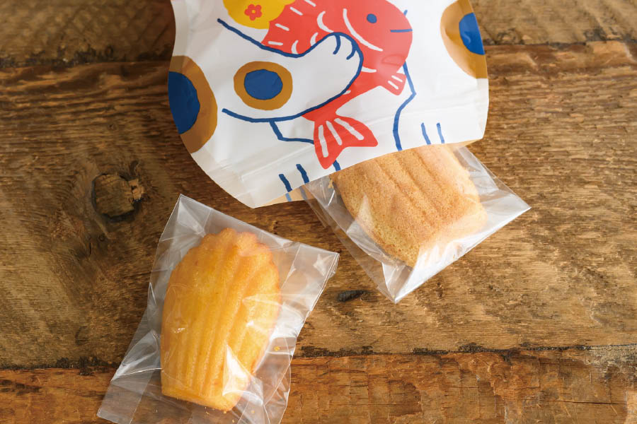 招き猫のジップ付きバッグ_お菓子入り数説明