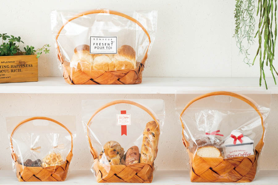 フォトプリントのジップバッグを使ったパンのラッピングアイデア